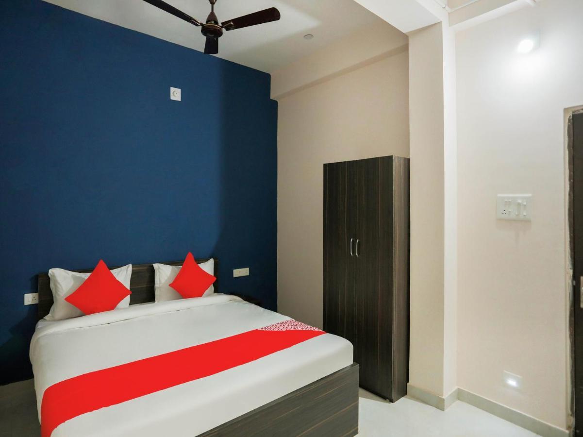 Flagship 76560 Hotel Vanss Bhubaneswar Bagian luar foto
