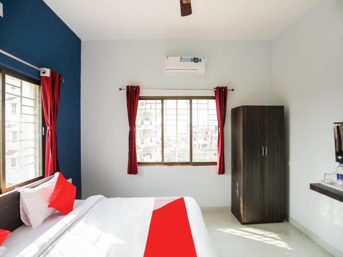 Flagship 76560 Hotel Vanss Bhubaneswar Bagian luar foto