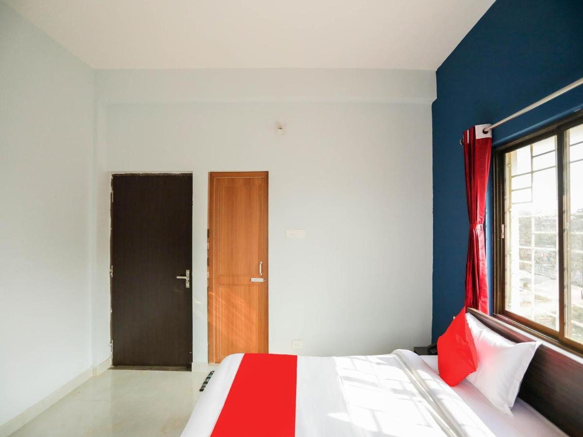 Flagship 76560 Hotel Vanss Bhubaneswar Bagian luar foto