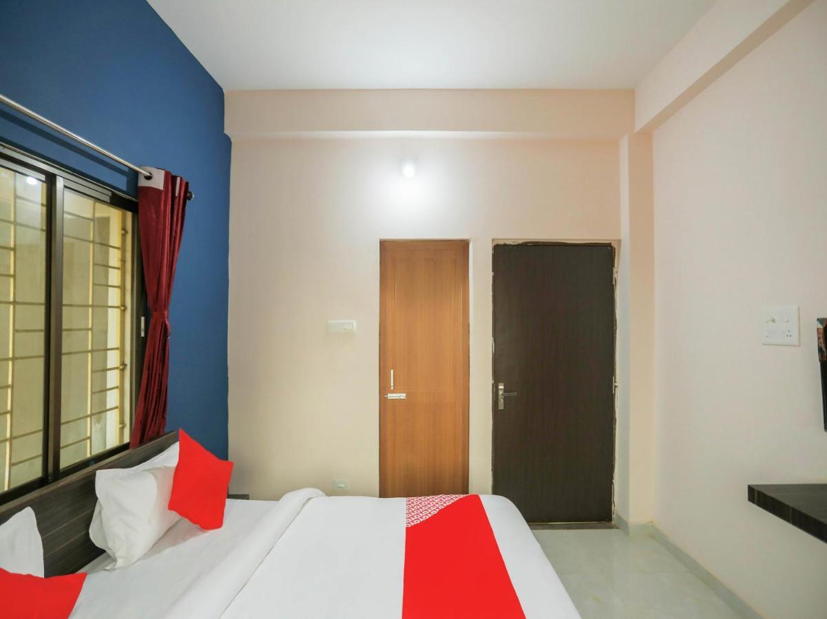 Flagship 76560 Hotel Vanss Bhubaneswar Bagian luar foto