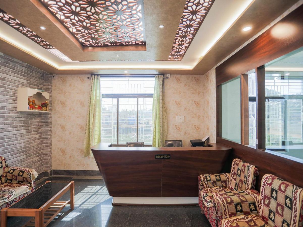 Flagship 76560 Hotel Vanss Bhubaneswar Bagian luar foto